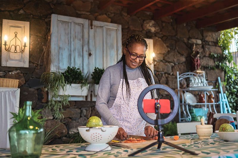 Crafting-Your-Business-Brand-Story-When-Starting-a-Business